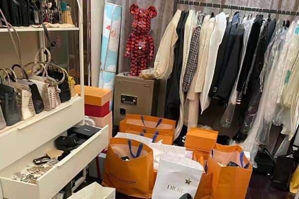 南宁市西乡塘回收一线品牌衣服